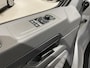 Volkswagen Transporter 2.0 TDI L2H1 30 Bulli 170 PK | Automaat | Dodehoeksensoren | Voorruitverwarming | Apple Carplay | Adaptive Cruise Control | Stoelverwarming | Achteruitrijcamera | DAB Radio | Uitparkeerassistent |