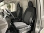 Volkswagen Transporter 2.0 TDI L2H1 30 Bulli 170 PK | Automaat | Dodehoeksensoren | Voorruitverwarming | Apple Carplay | Adaptive Cruise Control | Stoelverwarming | Achteruitrijcamera | DAB Radio | Uitparkeerassistent |
