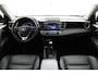 Toyota RAV4 2.0 Dynamic 4WD | Trekhaak | 2000 kg trekgewicht | Lederen bekleding met stoelverwarming |