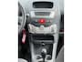 Peugeot 107 1.0-12V XR! Airco l Elek pakket l Toerenteller l Stuurbekrachtiging l AUX! GOED ONDERHOUDEN!