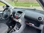 Peugeot 107 1.0-12V XR! Airco l Elek pakket l Toerenteller l Stuurbekrachtiging l AUX! GOED ONDERHOUDEN!