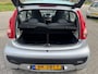 Peugeot 107 1.0-12V XR! Airco l Elek pakket l Toerenteller l Stuurbekrachtiging l AUX! GOED ONDERHOUDEN!