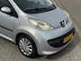 Peugeot 107 1.0-12V XR! Airco l Elek pakket l Toerenteller l Stuurbekrachtiging l AUX! GOED ONDERHOUDEN!