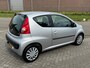 Peugeot 107 1.0-12V XR! Airco l Elek pakket l Toerenteller l Stuurbekrachtiging l AUX! GOED ONDERHOUDEN!