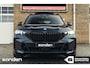 BMW X5 xDrive50e M-sport pro|NL-auto|massage|Skylounge|Bowers&wilkens|Alcantara hemel|Iconic glow|