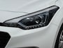 Hyundai i20 1.0 T-GDI Comfort | Camera | Cruise | Clima | Navigatie | PDC | Lage km stand! | Achteruitrijcamera | Airco (automatisch) | Cruise control