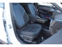 Volvo EX30 428PK Automaat Twin Motor Performance Ultra / 360 graden camera / Pilot assist / Park assist / Panoramadak / Voorstoelen en stuurwiel verwarmd / Elektrisch verstelbare stoelen /