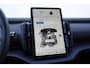 Volvo EX30 428PK Automaat Twin Motor Performance Ultra / 360 graden camera / Pilot assist / Park assist / Panoramadak / Voorstoelen en stuurwiel verwarmd / Elektrisch verstelbare stoelen /