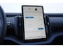 Volvo EX30 428PK Automaat Twin Motor Performance Ultra / 360 graden camera / Pilot assist / Park assist / Panoramadak / Voorstoelen en stuurwiel verwarmd / Elektrisch verstelbare stoelen /