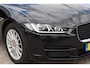 Jaguar XE 2.0 D R-Sport Stoel- en stuurverwarming, Navigatie, Camera, Climate control, Cruise control, Lederen interieur