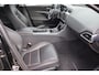 Jaguar XE 2.0 D R-Sport Stoel- en stuurverwarming, Navigatie, Camera, Climate control, Cruise control, Lederen interieur