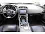 Jaguar XE 2.0 D R-Sport Stoel- en stuurverwarming, Navigatie, Camera, Climate control, Cruise control, Lederen interieur