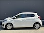 Peugeot 108 1.0 Active 69 PK | 5 Deurs | LED Dagrijverlichting | Elektrisch Pakket | Bluetooth Audio en Telefoon | Lage Gebruikersskosten | In hoogte verstelbare stoel | IsoFix | Privacy glas | Chroompakket | Multifunctioneel Stuurwiel |
