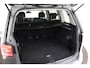 Volkswagen Touran 1.2 TSI Business 7p | Trekhaak | CarPlay | Navigatie | Stoelverwarming |