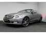 Mercedes-Benz E-klasse Cabrio 200 CGI Elegance / Airscarf - nekverwarming / Stoelverwarming / Elektr. verstelbare voorstoelen (deels) / Stoelverwarming / Trekhaak (wegklapbaar) / Windscherm / Lederen bekleding / 17'' LMV / Cruise Control / Bi-xenon koplampen / Parkeersensoren voor + achter / Navigatie