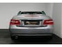 Mercedes-Benz E-klasse Cabrio 200 CGI Elegance / Airscarf - nekverwarming / Stoelverwarming / Elektr. verstelbare voorstoelen (deels) / Stoelverwarming / Trekhaak (wegklapbaar) / Windscherm / Lederen bekleding / 17'' LMV / Cruise Control / Bi-xenon koplampen / Parkeersensoren voor + achter / Navigatie