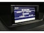 Mercedes-Benz E-klasse Cabrio 200 CGI Elegance / Airscarf - nekverwarming / Stoelverwarming / Elektr. verstelbare voorstoelen (deels) / Stoelverwarming / Trekhaak (wegklapbaar) / Windscherm / Lederen bekleding / 17'' LMV / Cruise Control / Bi-xenon koplampen / Parkeersensoren voor + achter / Navigatie