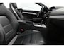 Mercedes-Benz E-klasse Cabrio 200 CGI Elegance / Airscarf - nekverwarming / Stoelverwarming / Elektr. verstelbare voorstoelen (deels) / Stoelverwarming / Trekhaak (wegklapbaar) / Windscherm / Lederen bekleding / 17'' LMV / Cruise Control / Bi-xenon koplampen / Parkeersensoren voor + achter / Navigatie