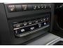 Mercedes-Benz E-klasse Cabrio 200 CGI Elegance / Airscarf - nekverwarming / Stoelverwarming / Elektr. verstelbare voorstoelen (deels) / Stoelverwarming / Trekhaak (wegklapbaar) / Windscherm / Lederen bekleding / 17'' LMV / Cruise Control / Bi-xenon koplampen / Parkeersensoren voor + achter / Navigatie