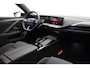 Opel Astra 1.6 Hybrid Level 4 Ultimate | Navigatie | Schuif/Kanteldak | Camera's | Keyless | Climate control | Getint glas | Lichtmetalen velgen  Black | Stoel & Stuurverwarming