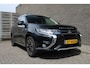 Mitsubishi Outlander 2.0 PHEV instyle+ Cruise/Climate control, Trekhaak, Sch.kanteldak,  Navigatie, Camera, Parkeersensoren Hybride batterij capaciteit: 34,2 Ah. Trekgewicht 1.500 kg.