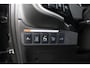 Mitsubishi Outlander 2.0 PHEV instyle+ Cruise/Climate control, Trekhaak, Sch.kanteldak,  Navigatie, Camera, Parkeersensoren Hybride batterij capaciteit: 34,2 Ah. Trekgewicht 1.500 kg.