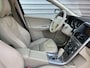 Volvo XC60 3.0 T6 AWD Summum / Keyless entry / 18" Velgen / Trekhaak / Achterruitrij camera /