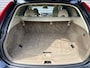 Volvo XC60 3.0 T6 AWD Summum / Keyless entry / 18" Velgen / Trekhaak / Achterruitrij camera /