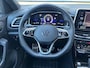 Volkswagen T-Roc 1.5 TSI (150 pk) R-Line automaat - navigatie - keyless - elektr. achterklep - stoelmassage
