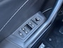 Volkswagen T-Roc 1.5 TSI (150 pk) R-Line automaat - navigatie - keyless - elektr. achterklep - stoelmassage