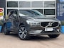 Volvo XC60 2.0 B5 Inscription Prijs Inclusief Onderhoud & 12 Maand BOVAG Garantie | Uitklapbare Trekhaak | 360 Graden Camera |
