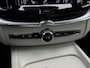 Volvo XC60 2.0 B5 Inscription Prijs Inclusief Onderhoud & 12 Maand BOVAG Garantie | Uitklapbare Trekhaak | 360 Graden Camera |