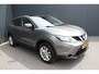 Nissan Qashqai 1.2 Connect Edition - NAVIGATIE - CAMERA- PANORAMADAK - TREKHAAK