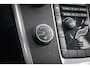 Volvo XC60 D5 AWD Aut. R-Design | Lederen bekleding | Trekhaak | Bi-xenon koplampen | DVD systeem | Gelamineerd glas | Keyless