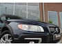 Volvo XC70 2.0 D4 FWD Summum 181 pk | Dakraam | Trekhaak | Leer | Navi | PDC | Xenon | 17 inch | Cruise-control | Climate-control | Voorruit verwarming | Stoelverwarming | BLISS ➡️ Volvo XC70 2.0 D4 FWD Summum | Dakraam | Trekhaak | Leer | Navi | PDC | Xenon | 17 inch | Cruise-control |