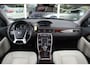 Volvo XC70 2.0 D4 FWD Summum 181 pk | Dakraam | Trekhaak | Leer | Navi | PDC | Xenon | 17 inch | Cruise-control | Climate-control | Voorruit verwarming | Stoelverwarming | BLISS ➡️ Volvo XC70 2.0 D4 FWD Summum | Dakraam | Trekhaak | Leer | Navi | PDC | Xenon | 17 inch | Cruise-control |