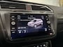 Volkswagen Tiguan 1.5 TSI R-Line Bns+ | PANO | CAMERA | TREKHAAK | NAVI