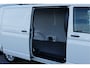 Volkswagen Transporter | DSG 150pk | Led | Adaptive Cruise | Navi By App | Camera | Standkachel | Trekhaak .