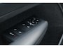 Volvo XC40 B4 Plus Dark | Adaptive Cruise | Harman/Kardon | Camera | Stuur/Stoelverwarming | Verwarmbare Voorruit | Memory | Trekhaak