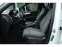 Volvo XC40 B4 Plus Dark | Adaptive Cruise | Harman/Kardon | Camera | Stuur/Stoelverwarming | Verwarmbare Voorruit | Memory | Trekhaak