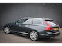 Volvo V90 2.0 T4 Inscription Net binnen; wordt nog showroom klaar gemaakt