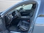 Volvo XC60 2.0 T6 Plug-in hybrid AWD Plus Dark / 19" Velgen / Audio Harman Kardon / full-LED koplampen /