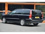 Volvo V70 2.4 Edition II | DEALER Onderhouden | Cruise control | Trekhaak | Extra Getint Glas | Leer | 306,000KM |