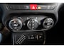 Jeep Renegade 1.4 MultiAir 140PK Limited | Climate Controle | Navi | Trekhaak | Parkeersensoren | Bluetooth | Lichtmetalen velgen |