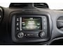 Jeep Renegade 1.4 MultiAir 140PK Limited | Climate Controle | Navi | Trekhaak | Parkeersensoren | Bluetooth | Lichtmetalen velgen |