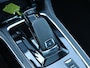 Peugeot 308 1.2 130pk Automaat Tech Edition | Navigatie | Panoramadak | Achteruitrijcamera | Climate Control | Cruise Control | Parkeersensoren v+a | Armsteun | Apple Carplay / Android Auto | Bluetooth | DAB+ radio | 1e Eigenaar | Donker getint glas | 16" lichtmetalen velgen |