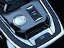 Peugeot 308 1.2 130pk Automaat Tech Edition | Navigatie | Panoramadak | Achteruitrijcamera | Climate Control | Cruise Control | Parkeersensoren v+a | Armsteun | Apple Carplay / Android Auto | Bluetooth | DAB+ radio | 1e Eigenaar | Donker getint glas | 16" lichtmetalen velgen |