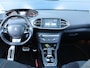 Peugeot 308 1.2 130pk Automaat Tech Edition | Navigatie | Panoramadak | Achteruitrijcamera | Climate Control | Cruise Control | Parkeersensoren v+a | Armsteun | Apple Carplay / Android Auto | Bluetooth | DAB+ radio | 1e Eigenaar | Donker getint glas | 16" lichtmetalen velgen |