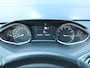 Peugeot 308 1.2 130pk Automaat Tech Edition | Navigatie | Panoramadak | Achteruitrijcamera | Climate Control | Cruise Control | Parkeersensoren v+a | Armsteun | Apple Carplay / Android Auto | Bluetooth | DAB+ radio | 1e Eigenaar | Donker getint glas | 16" lichtmetalen velgen |