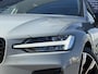 Volvo V60 2.0 T8 Plug-in hybrid AWD Plus Dark | Panorama Schuifdak | Harman/Kardon | Sportstoelen | Google | Stuur + Stoelverwarming |